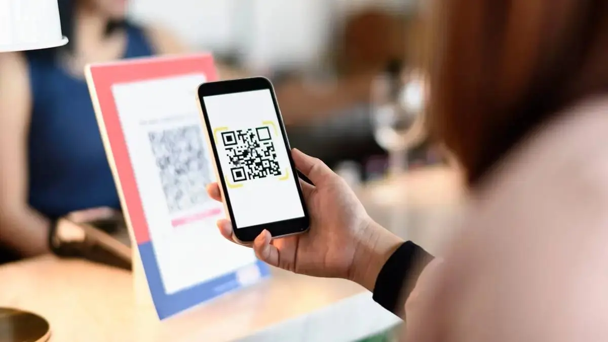 Asal-usul Kode QR: Revolusi Pemindai Data Global yang Mengubah Pola Transaksi Digital